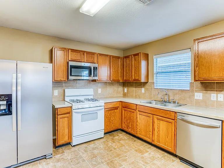 8223 Wainwright Way — Photo 8