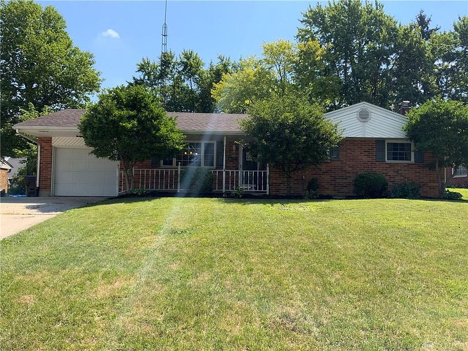 1st image of 323 S Chippewa Dr