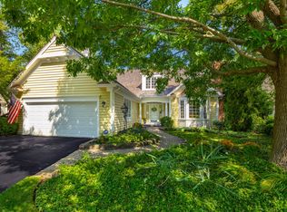 289 S South Shore Ln, Lake Forest, IL 60045