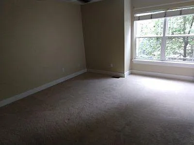 2061 S Columbine St — Photo 6