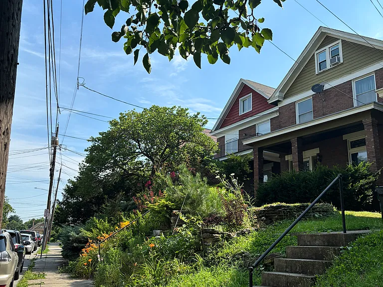 2366 Fairview Ave — Photo 41