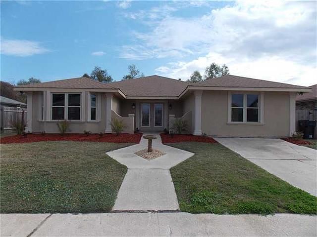 1st image of 11320 Parkwood Ct S