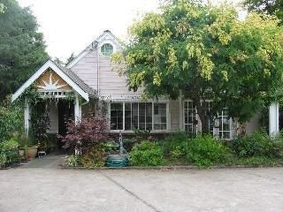 900 Sunnyside Dr, Eugene, OR, 97404
