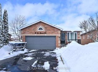 10 Saint Brunos Cir, Barrie, ON