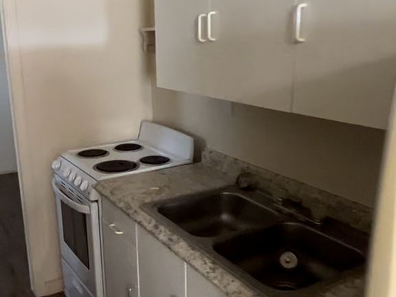 5th image of 119 W Duncan Ave #A