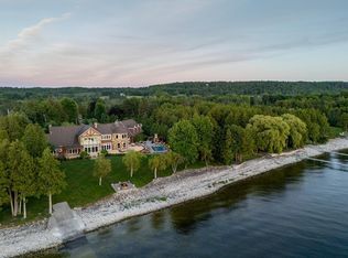 5707 Bay Shore Dr, Sturgeon Bay, WI 54235