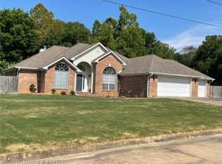 2925 Shady Brook Ln, Van Buren, AR 72956