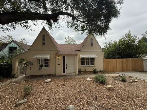 1335 Opechee Way, Glendale, CA 91208