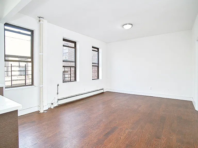 69 Pinehurst Ave #3D — Photo 7