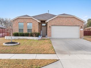 1080 Mooring Dr, Azle, TX 76020