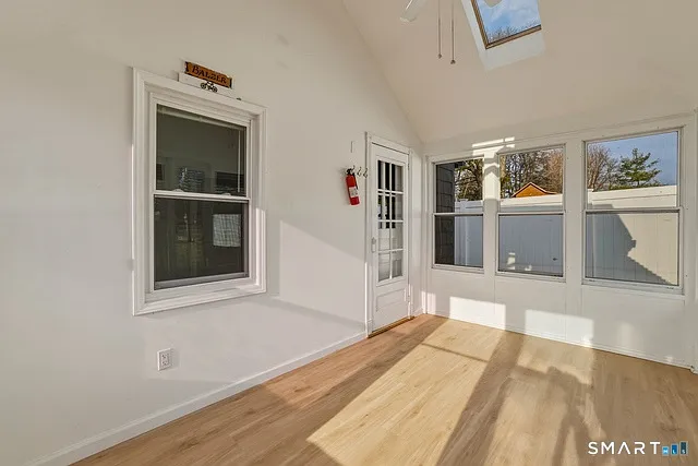 140 Camp Ave — Photo 15