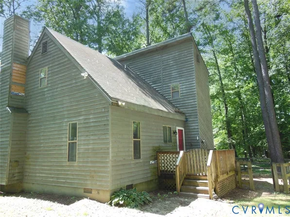 806 Fahey Cir, North Chesterfield, VA 23236