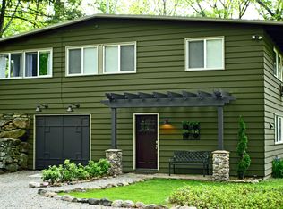 6 West Ln, Pound Ridge, NY 10576