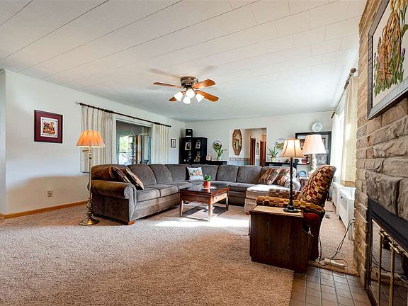 5th image of 218 McCreedy Dr