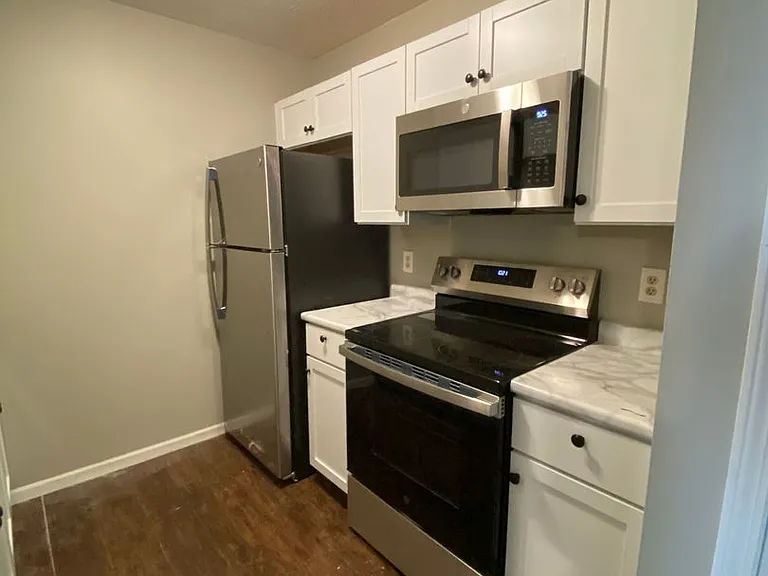518 Jefferson St — Photo 27