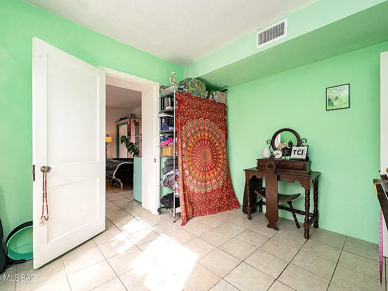 Second bedroom or office