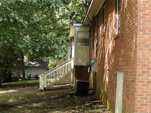 4th image of 7076 Hammond Way