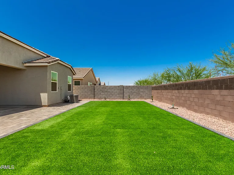 36501 N Senepol St — Photo 33
