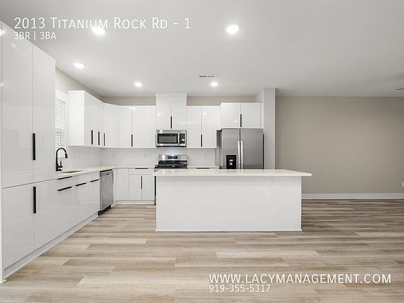 4th image of 2013 Titanium Rock Rd #1