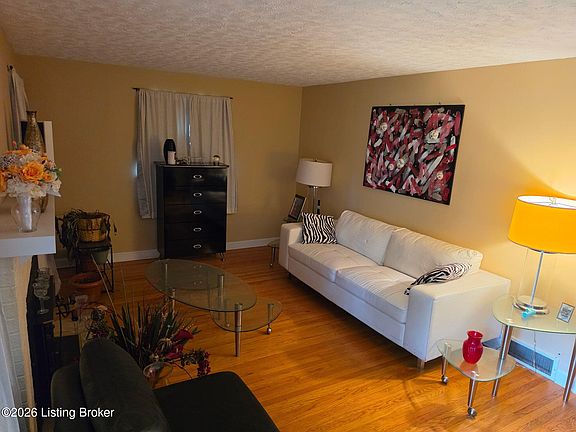 5th image of 2419 Farnsley Rd