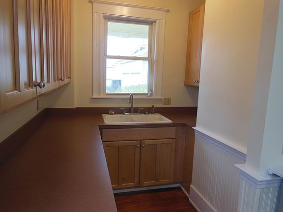 4th image of 48 Margin St #1