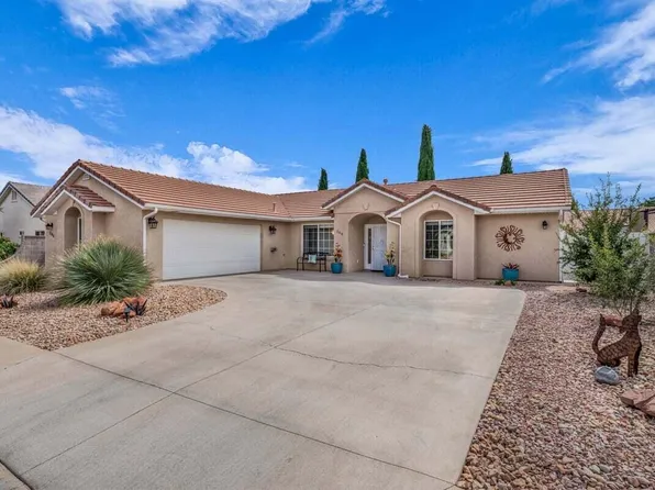 268 E Elfin Cove Cir, Ivins, UT 84738