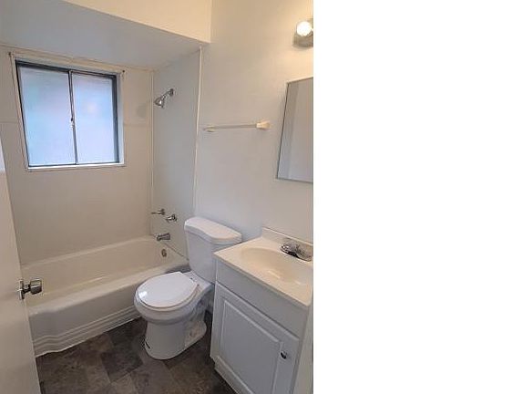 3rd image of 2154 Sun Valley Dr
