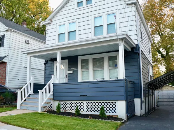 77 Douglas St, Fords, NJ 08863