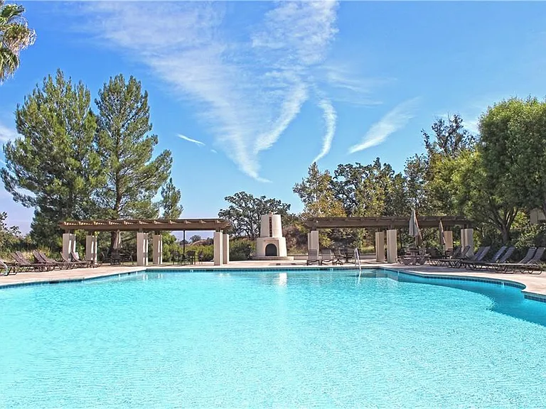 26915 Augusta Pl — Photo 38
