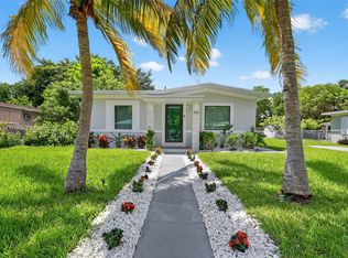 360 NW 136th St, North Miami, FL 33168