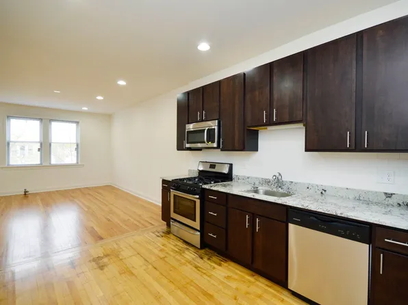 3401 W Balmoral Ave APT 1, Chicago, IL 60625