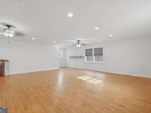 5th image of 1491 Booze Mountain Rd SE