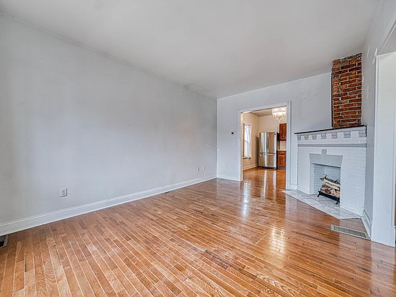 5th image of 1257 Kenmore Ave #1