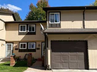 905-8 E 15th St, Yankton, SD 57078