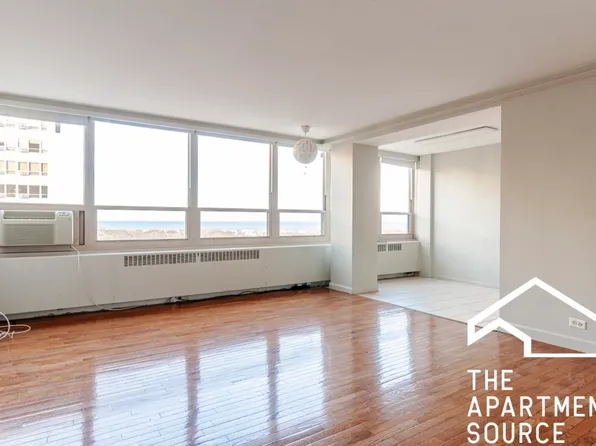 3950 N Lakeshore Dr #1928, Chicago, IL 60657