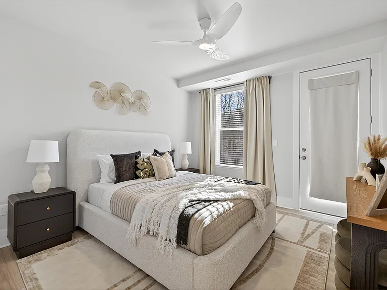 Bedroom 3- queen bed & juliet balcony