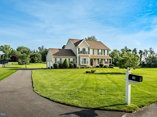 14 Burk Rd, Cochranville, PA 19330