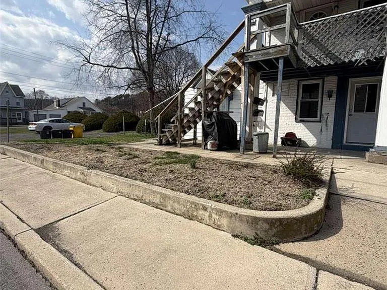 503 Dock St #B — Photo 12