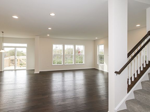5th image of 19 Anne Cir Lot 189