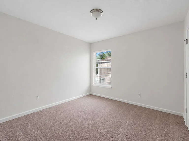 11310 Campfield Cir — Photo 25