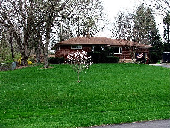 1/2 Acre Lot