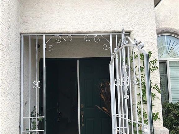4th image of 3417 Edenville Dr