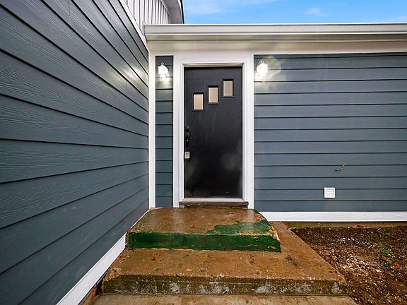 4th image of 1402 S Worth Ave