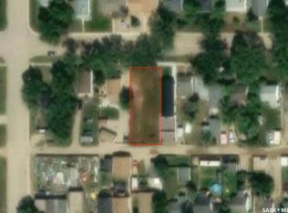 729 Hochelaga St E, Moose Jaw, SK S6H0P9