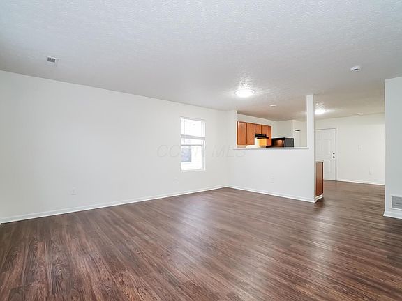 3rd image of 7523 Canal Highlands Blvd
