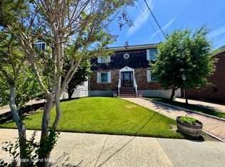 118 Weed Ave, Staten Island, NY 10306