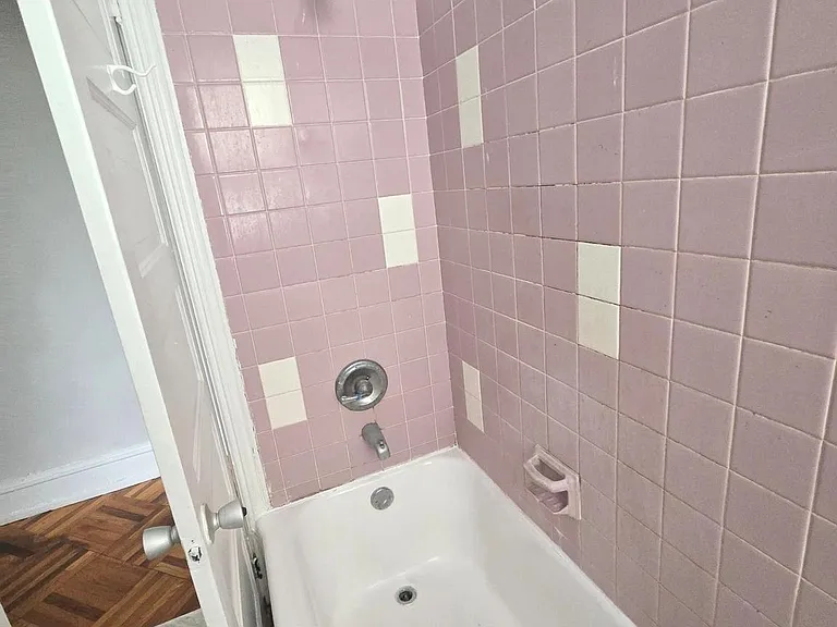 5709 Leonard St #2 — Photo 8