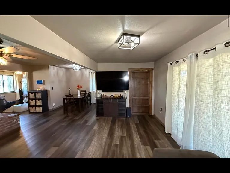 6545 S Cedar Ave — Photo 7