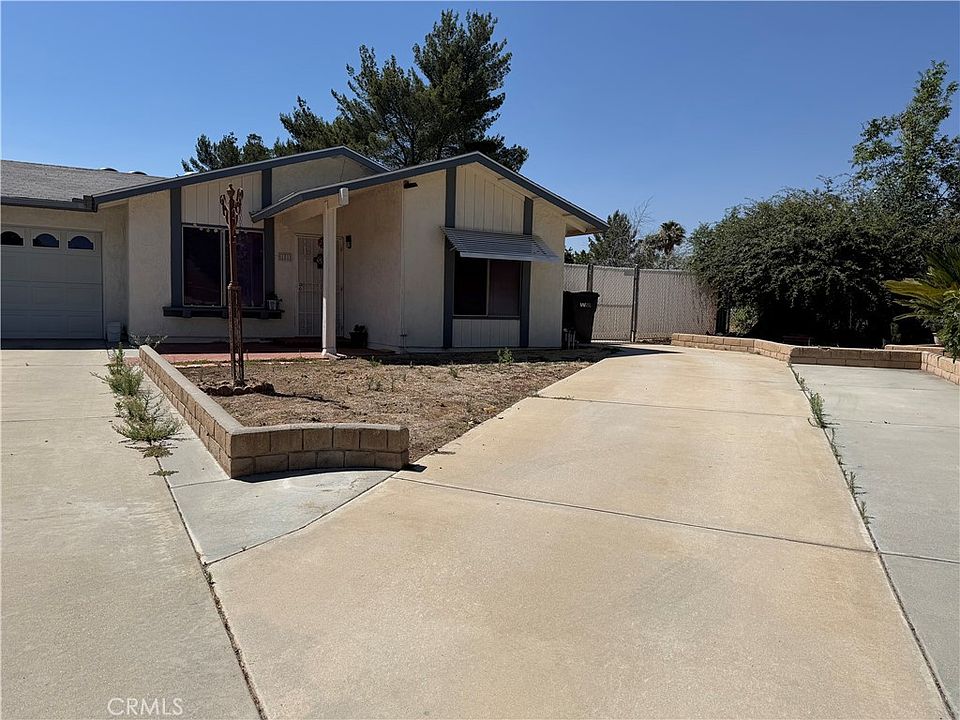 2nd image of 181 Leslie Ct