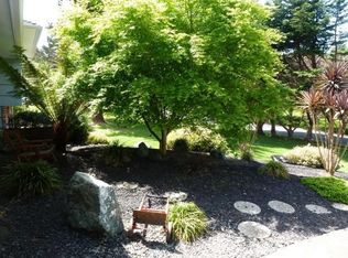 1271 Azalea Ave, McKinleyville, CA 95519